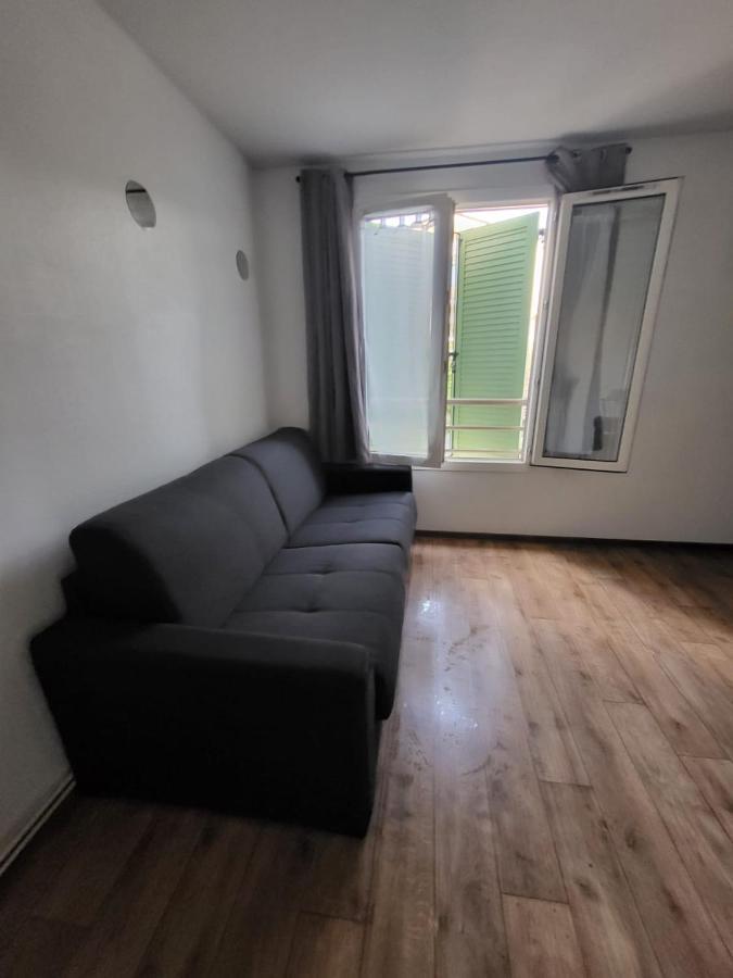 Studio Refait A Neuf Appartement Fréjus Buitenkant foto